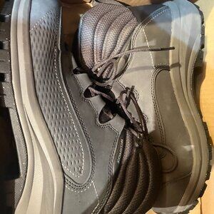 womens redwing safety toe work boot